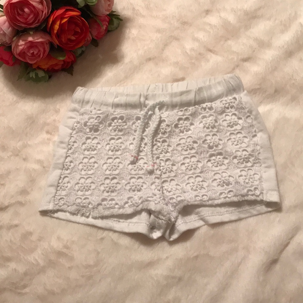 ZARA BABYGIRL CROCHÉ FLOWER SHORTS